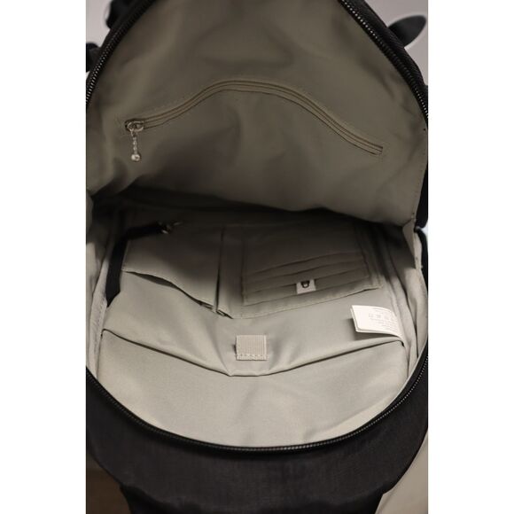 Baggallini Women's O/S Black Naples Convertible Sling Bag Backpack - Picture 4 of 16